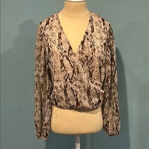 Bardot Brown Snakeskin Faux Wrap Blouse X-Small Cropped Mobwife Peasant Boho